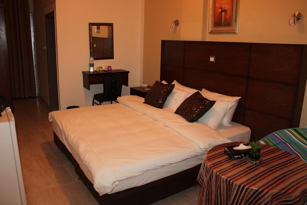 Amir Palace Hotel Aqaba Room photo